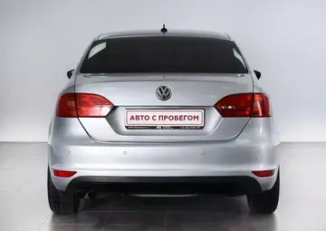Volkswagen Jetta Вид 4