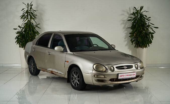 Kia Shuma