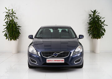 Volvo S60 Вид 2
