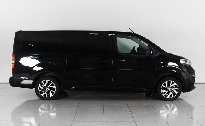 Peugeot Traveller