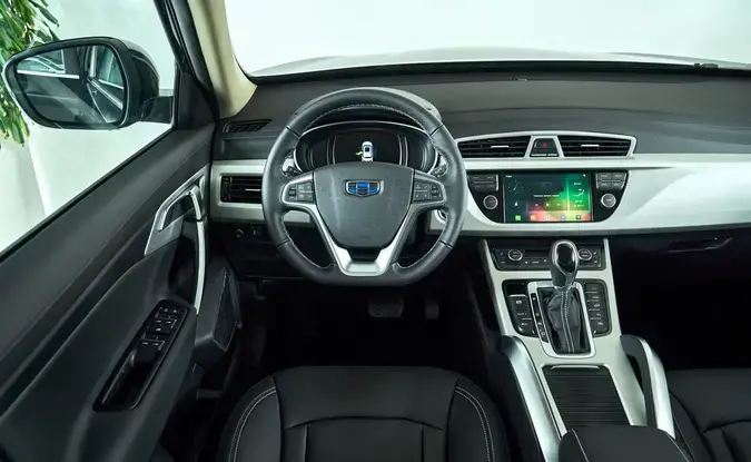 Geely Atlas