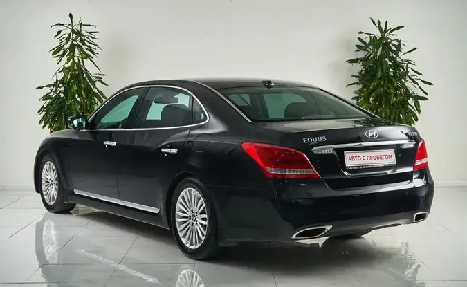 Hyundai Equus